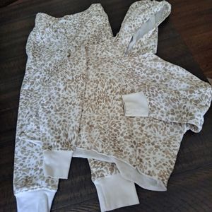 Girl animal print set